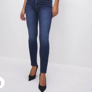 Good American Always Fits Jeans, Size 6-12